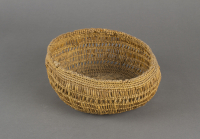 Tillamook%20artist%2C%20%3Cb%3E%3Ci%3E%20Basket%3C%2Fi%3E%3C%2Fb%3E%2C%201900%2C%20conifer%20root%2C%20The%20Elizabeth%20Cole%20Butler%20Collection%2C%20no%20known%20copyright%20restrictions%2C%202012.25.19
